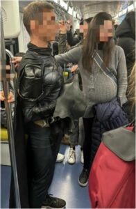 efecto batman ceder asiento a embarazada