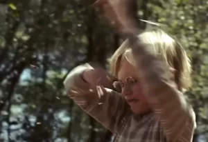 escena abejas Mi chica Macaulay Culkin
